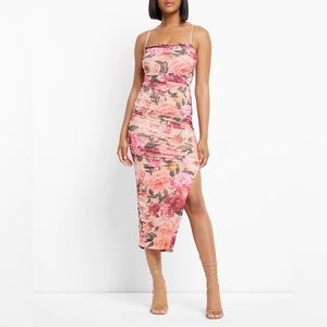 Express Body Contour Floral Print Ruched Midi